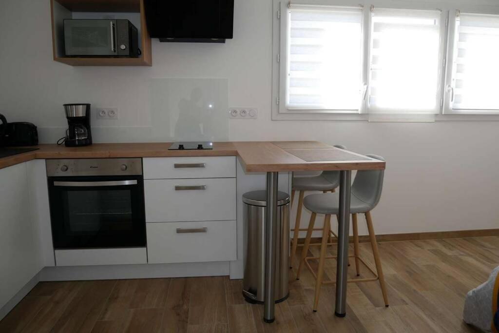 Dans Maison Neuve * La Roche-sur-Yon